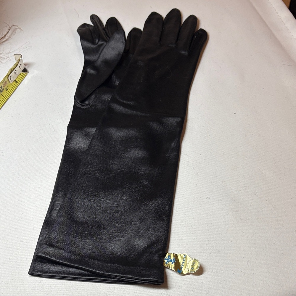 Kayser Black Nylon New Old Stock Gloves Size 6 1/2